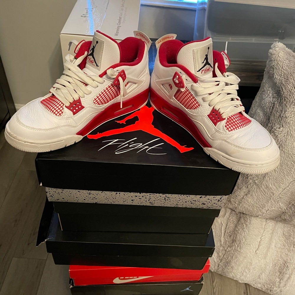 Air Jordan 4 retro